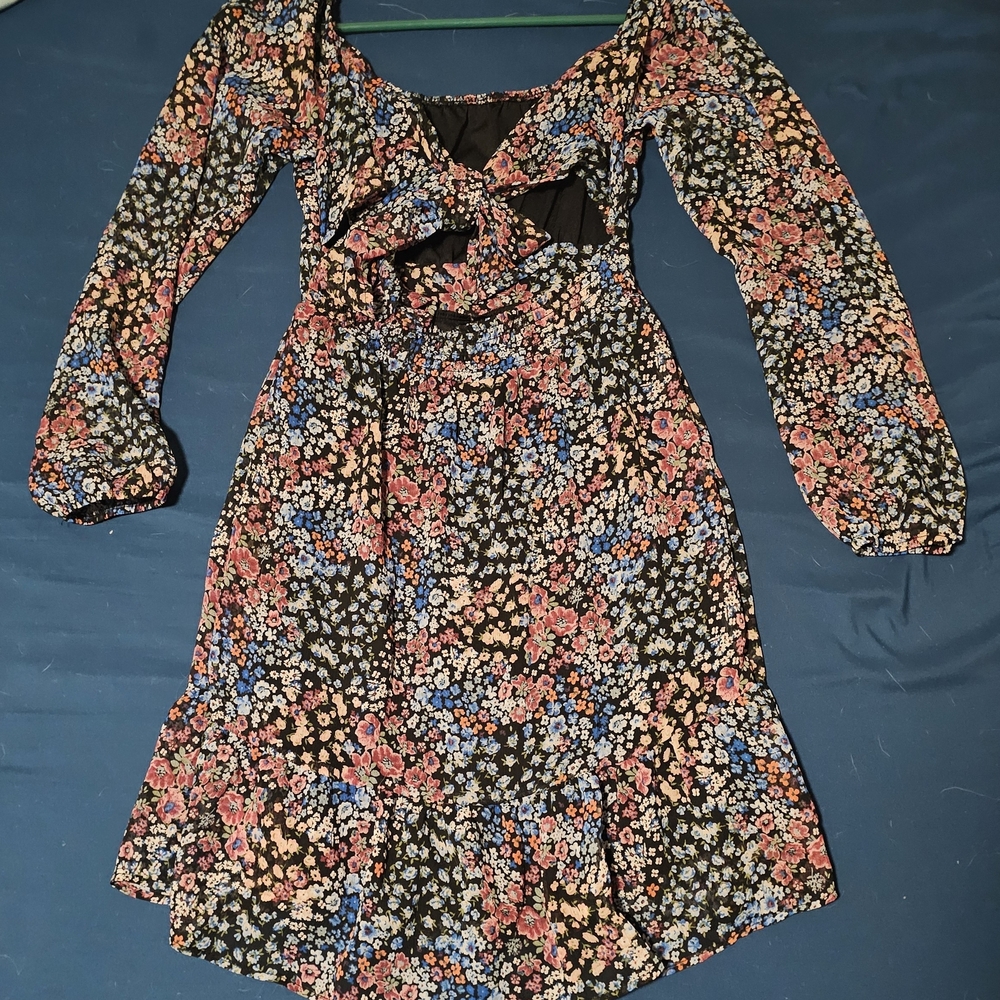 Rewind Multicolor Floral Dress - Picture 4 of 5